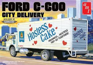 AMT 1139 1/25 FORD C-600 DELIVERY TRUCK HOSTESS