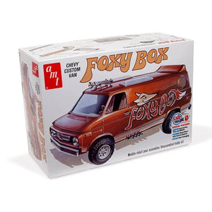 AMT 1265 1/25 CHEVY CUSTOM VAN FOXY BOX