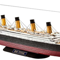 REVELL 05210 1/700 R.M.S. TITANIC