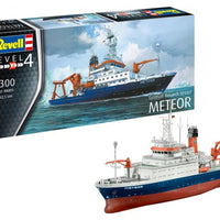 REVELL 05218 1/300 METEOR GERMAN RESEARCH VESSEL